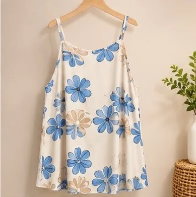 Camila Jones Color Blanca/Beige Floreada Talla Ch