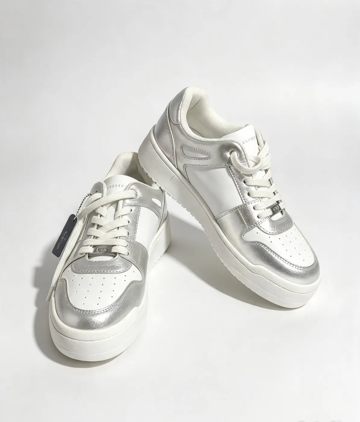 Gbg Color Blanco/Plateado Talla 8M Sucursal San Felipe Gto