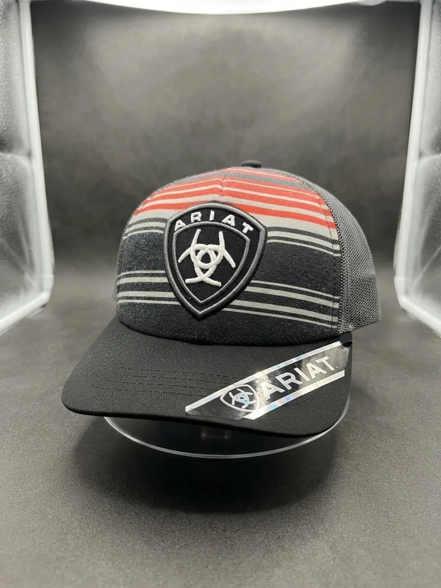 Gorra Trucker Ariat - Estampado a Rayas con Panel Frontal Negro y Visera Curva
