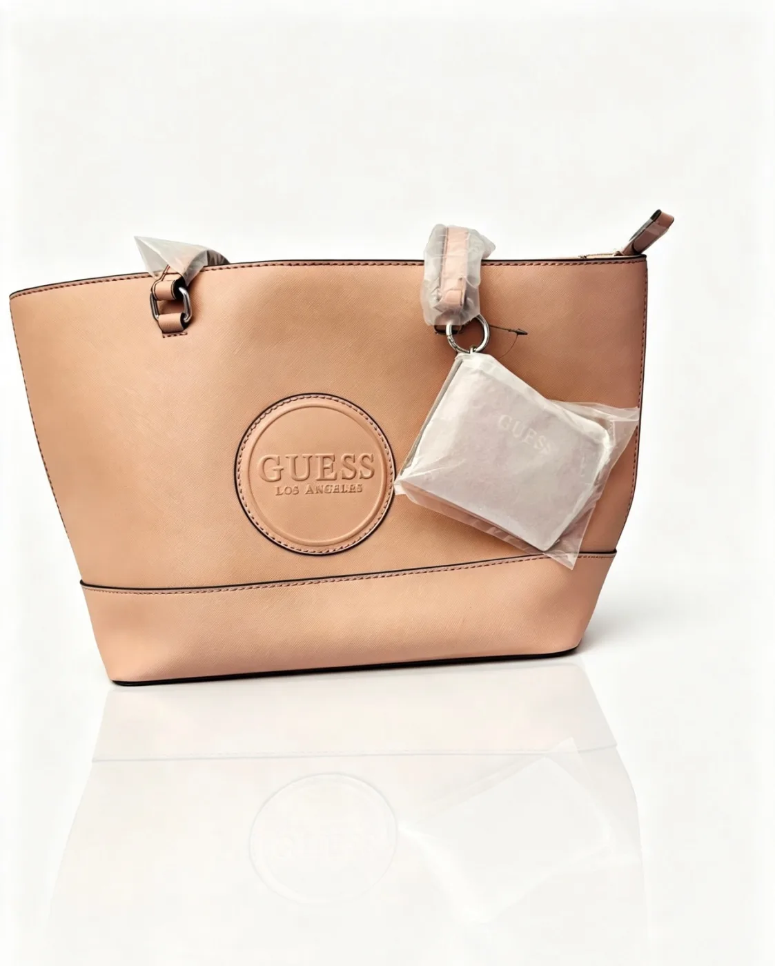 Guess(Rosa Claro)