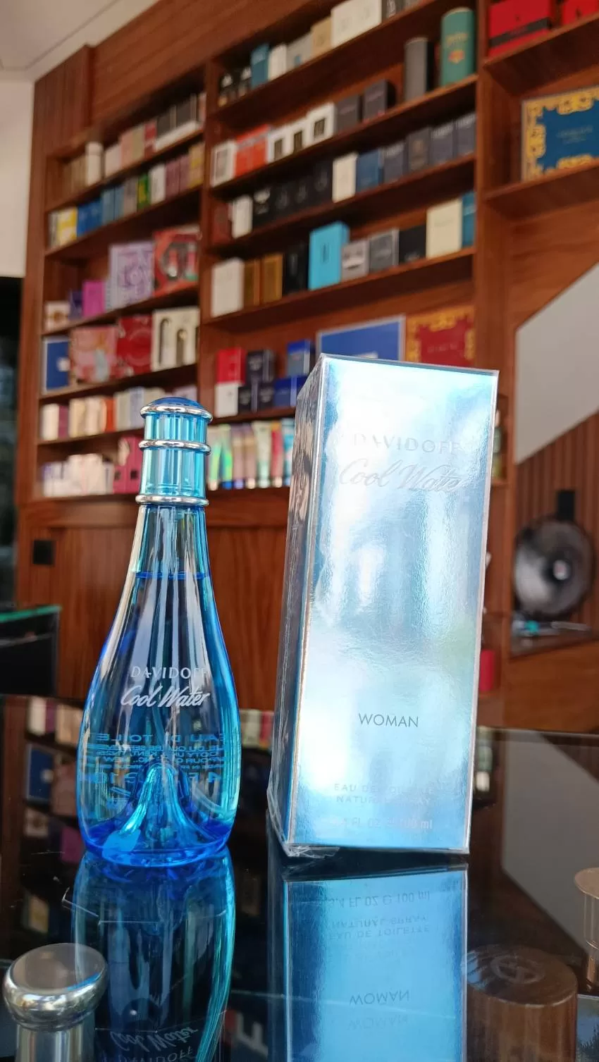 JOYERIA Y PERFUMERIA KARLA