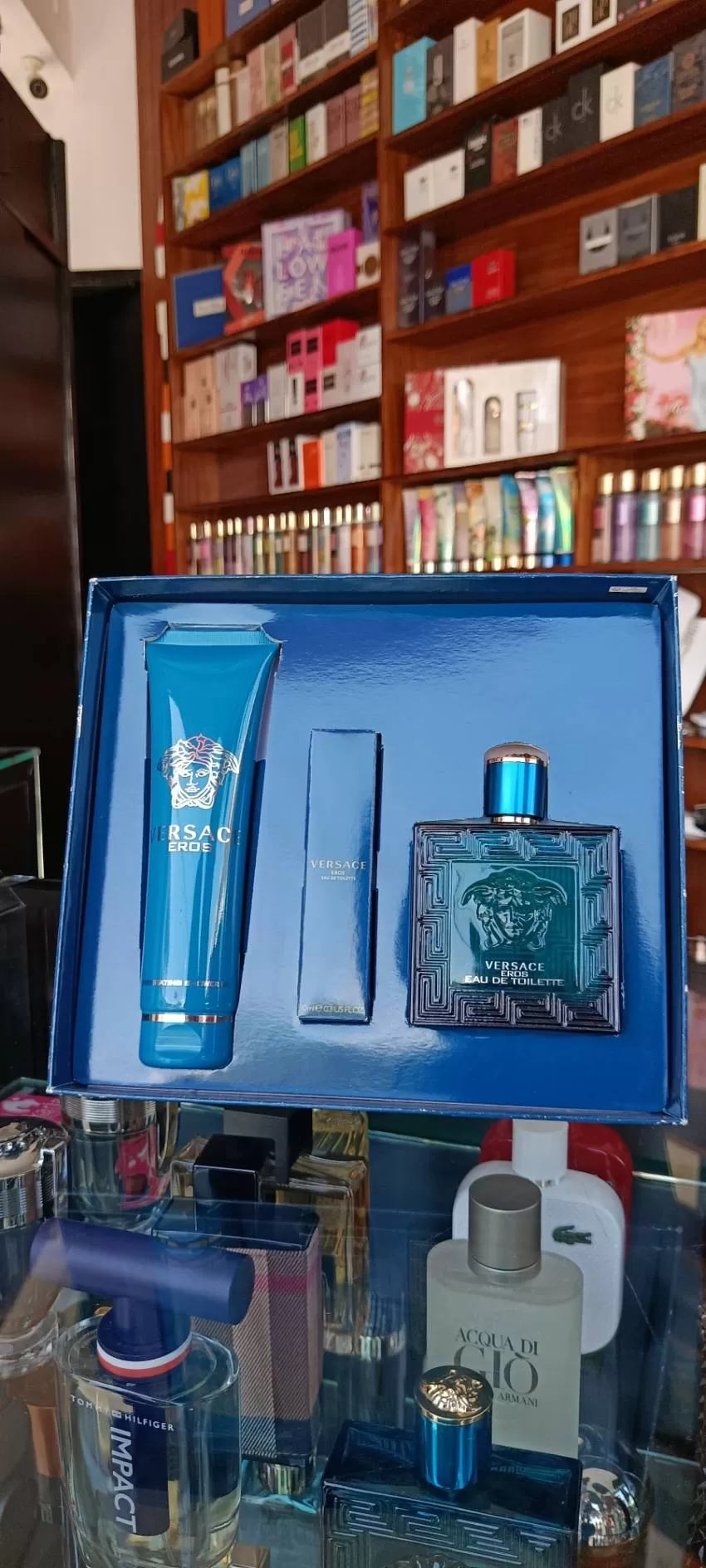 JOYERIA Y PERFUMERIA KARLA