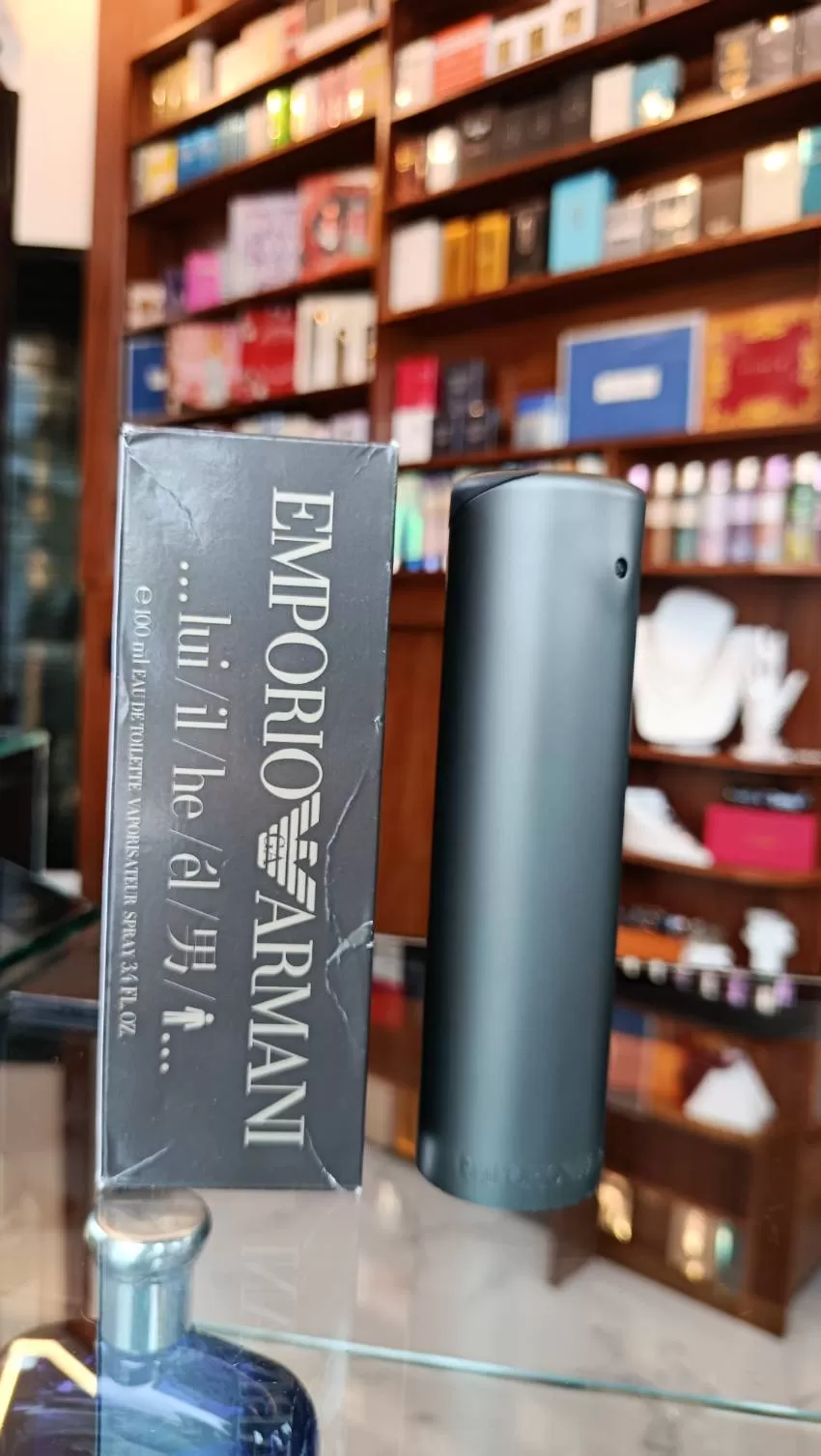 JOYERIA Y PERFUMERIA KARLA