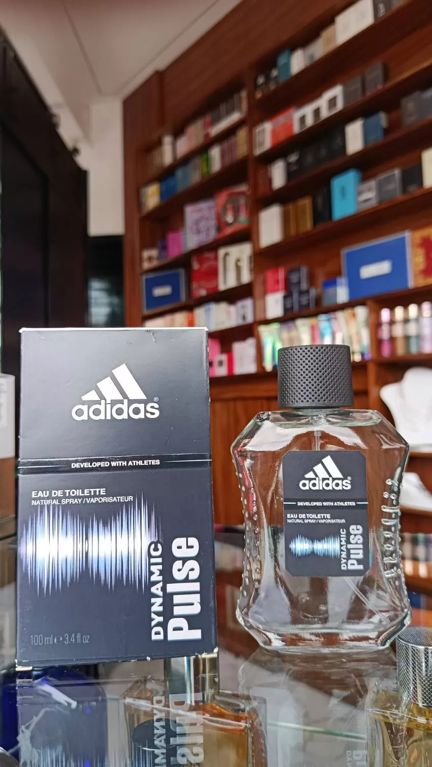 JOYERIA Y PERFUMERIA KARLA