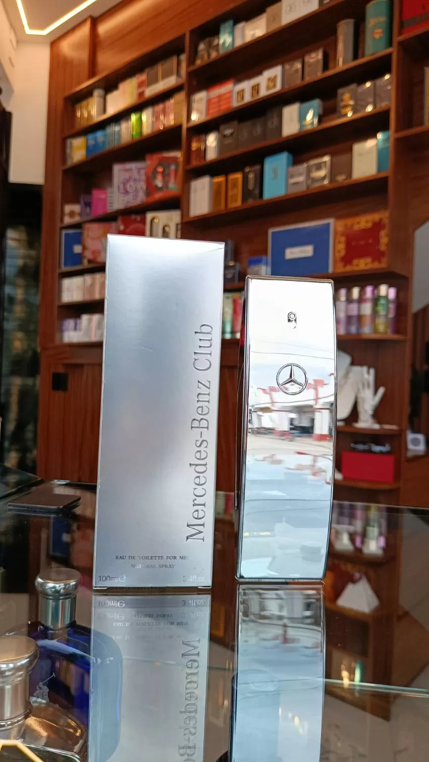 JOYERIA Y PERFUMERIA KARLA