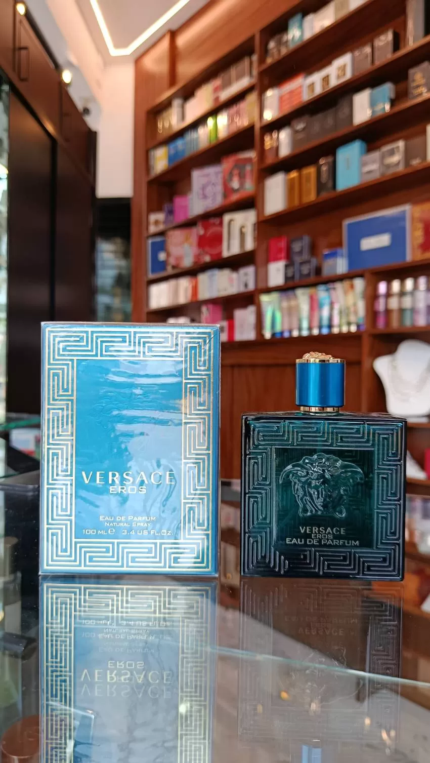 JOYERIA Y PERFUMERIA KARLA