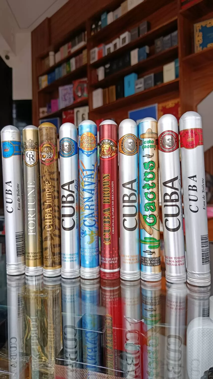 JOYERIA Y PERFUMERIA KARLA