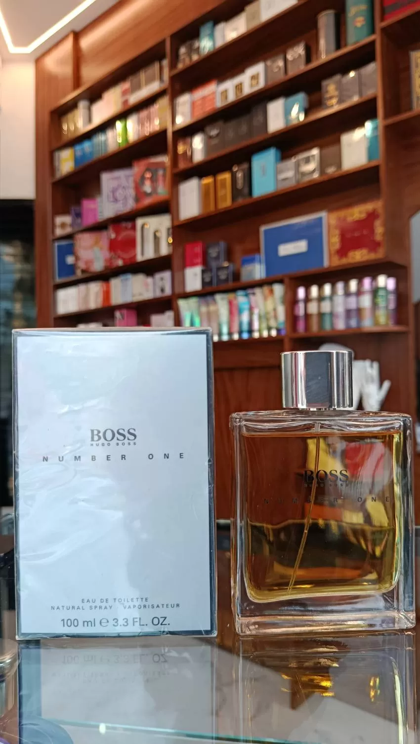 JOYERIA Y PERFUMERIA KARLA