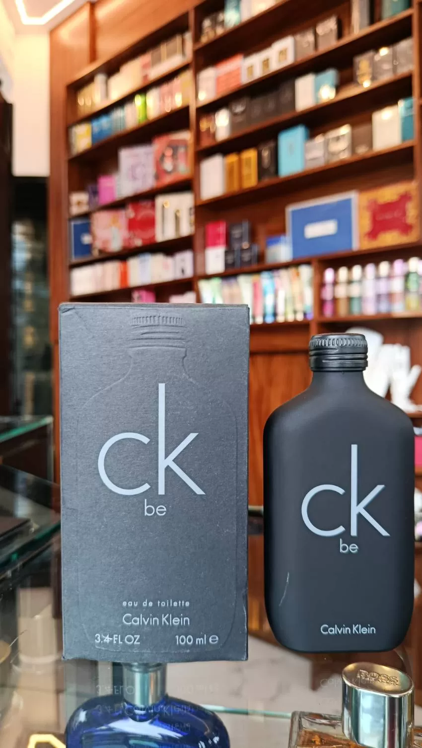 JOYERIA Y PERFUMERIA KARLA