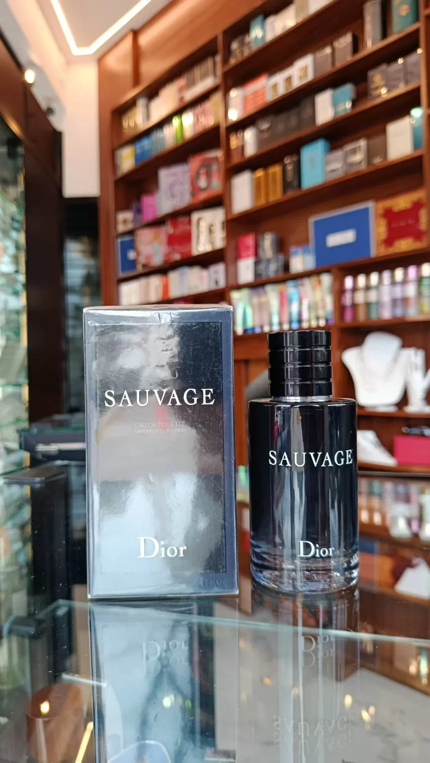 JOYERIA Y PERFUMERIA KARLA