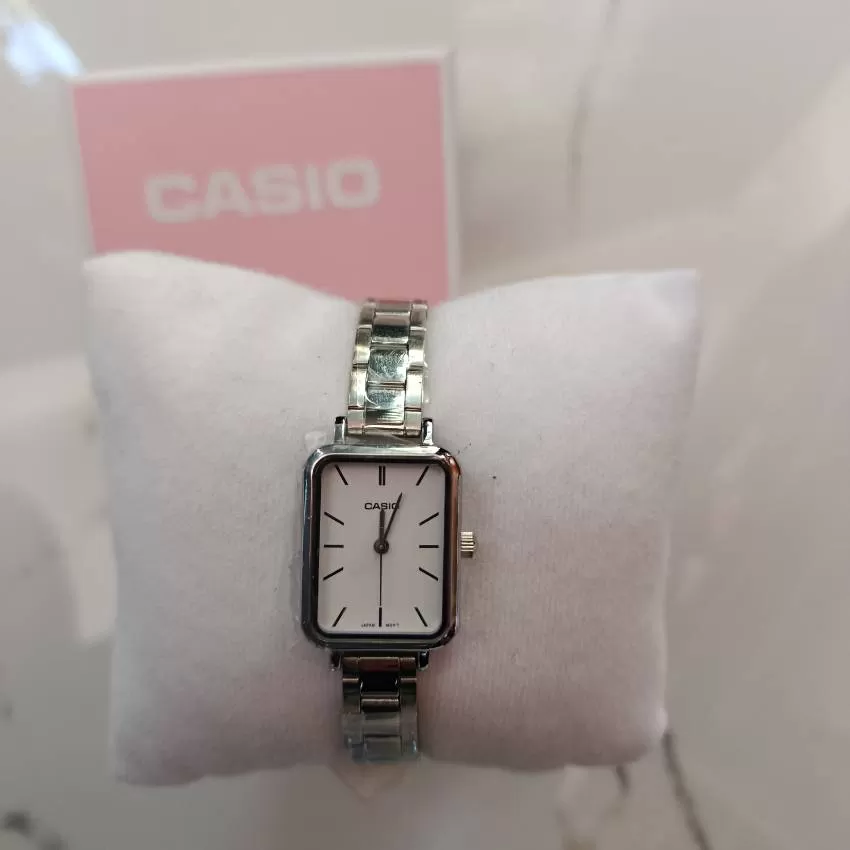 JOYERIA Y PERFUMERIA KARLA