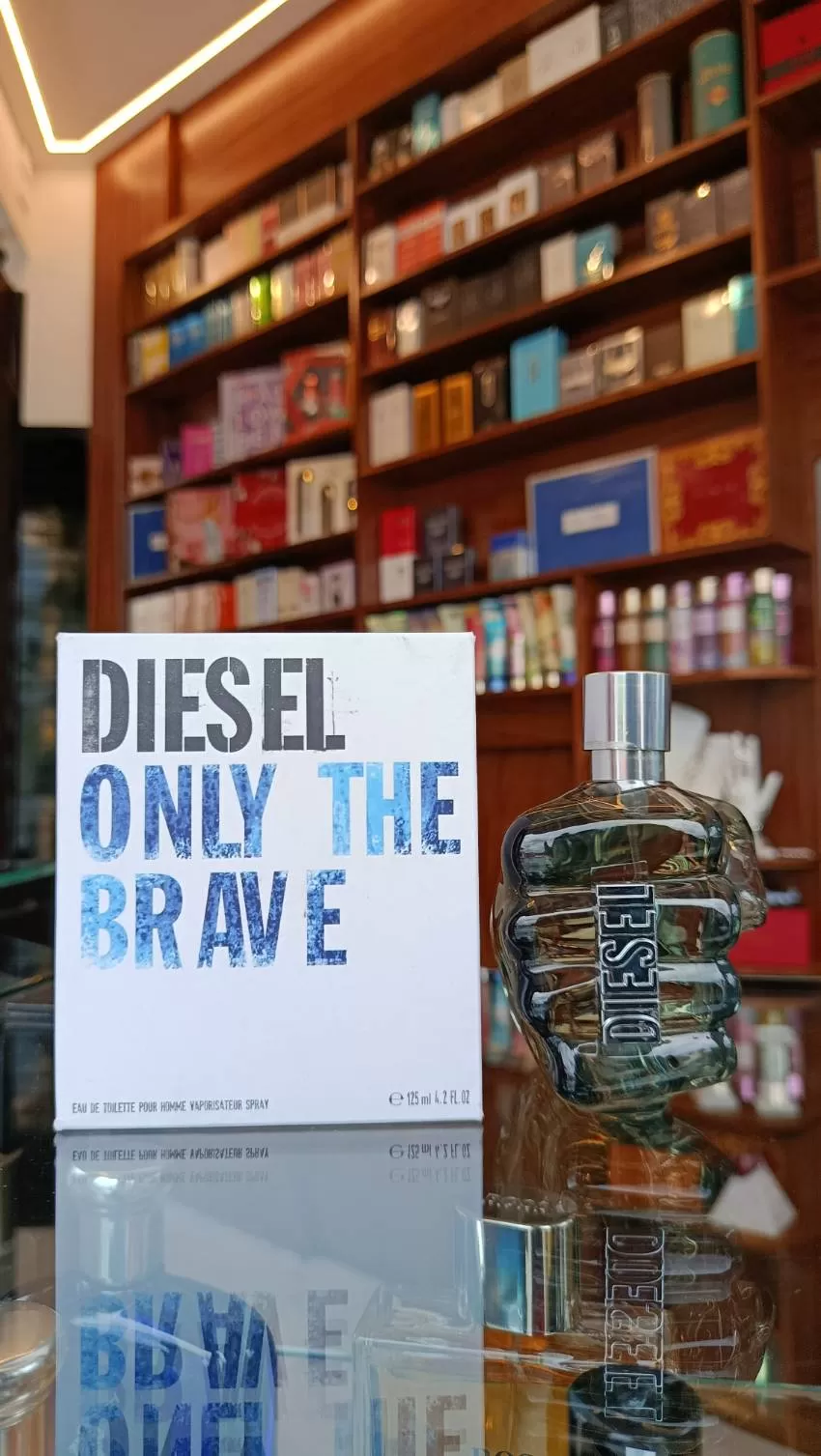 JOYERIA Y PERFUMERIA KARLA