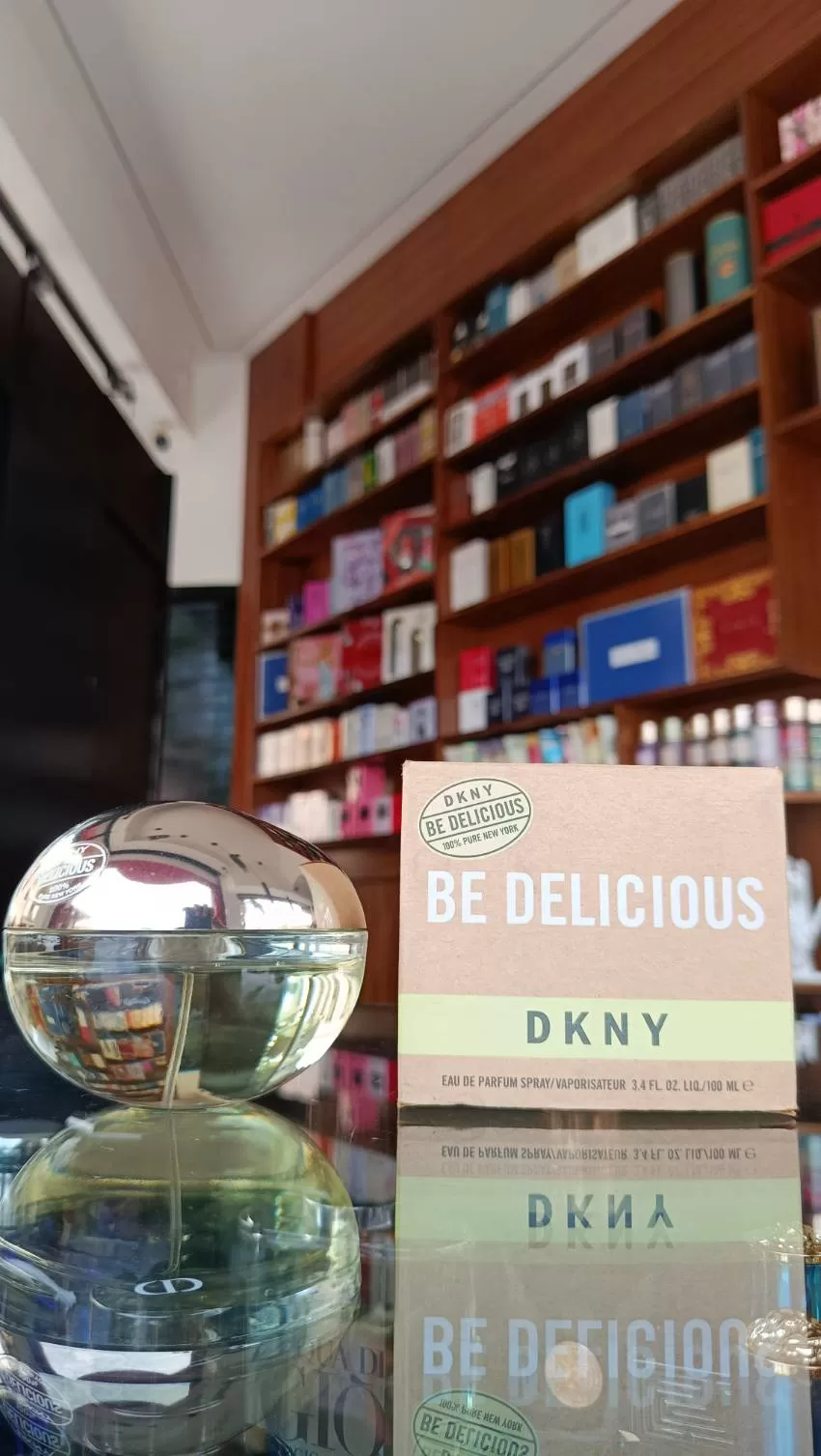 JOYERIA Y PERFUMERIA KARLA