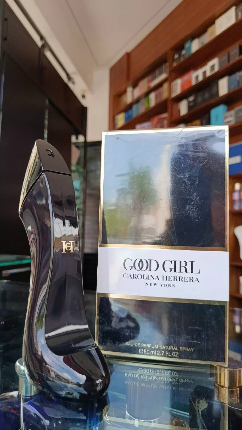 JOYERIA Y PERFUMERIA KARLA