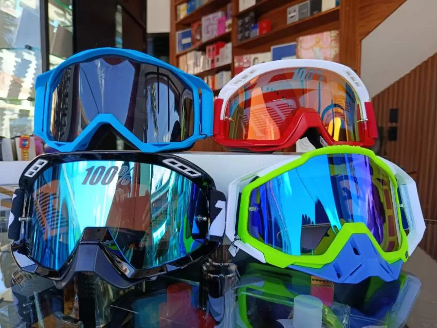 JOYERIA Y PERFUMERIA KARLA