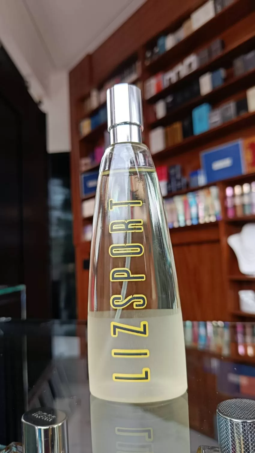 JOYERIA Y PERFUMERIA KARLA