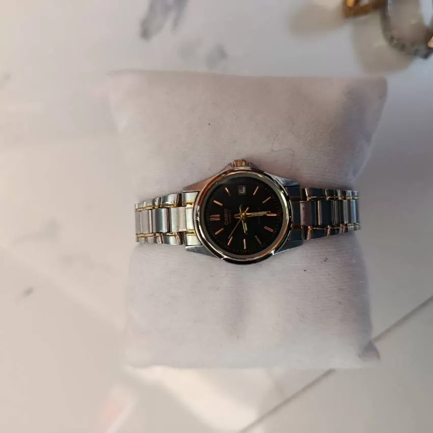 JOYERIA Y PERFUMERIA KARLA