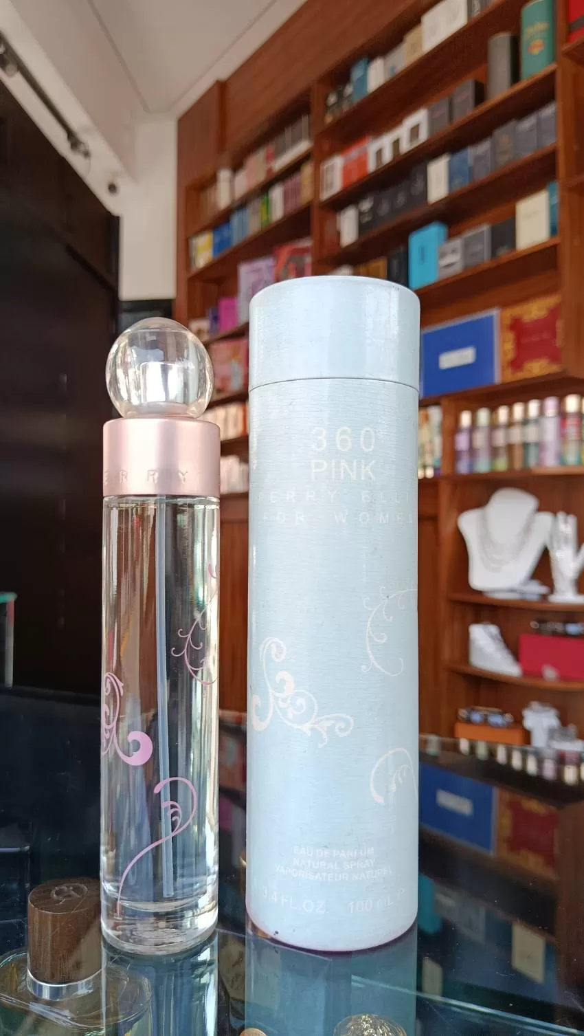 JOYERIA Y PERFUMERIA KARLA