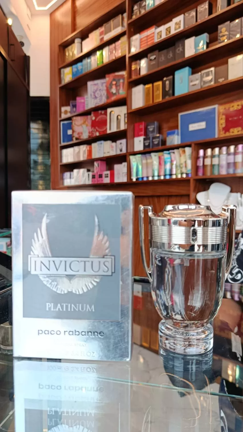 JOYERIA Y PERFUMERIA KARLA