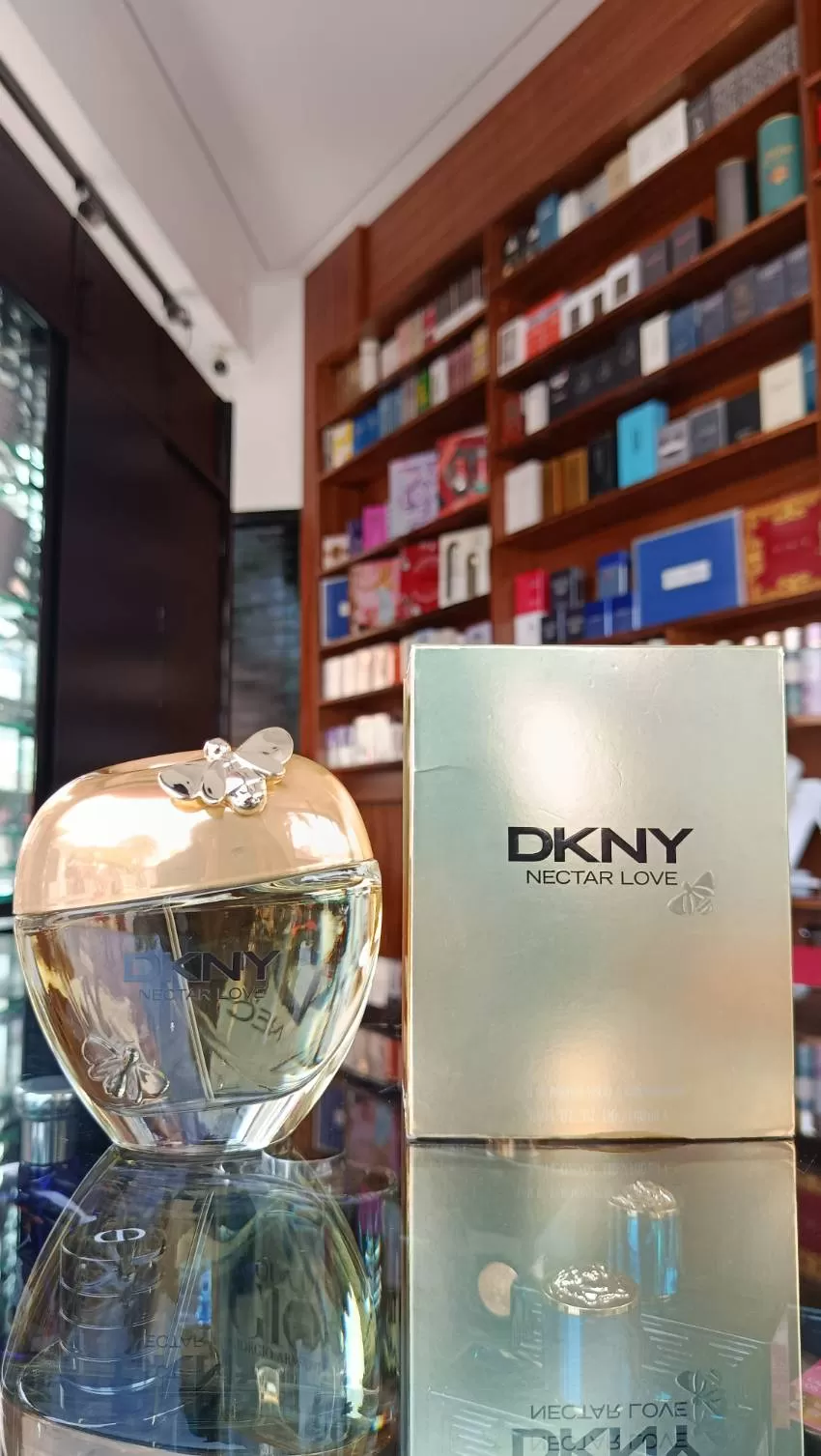 JOYERIA Y PERFUMERIA KARLA