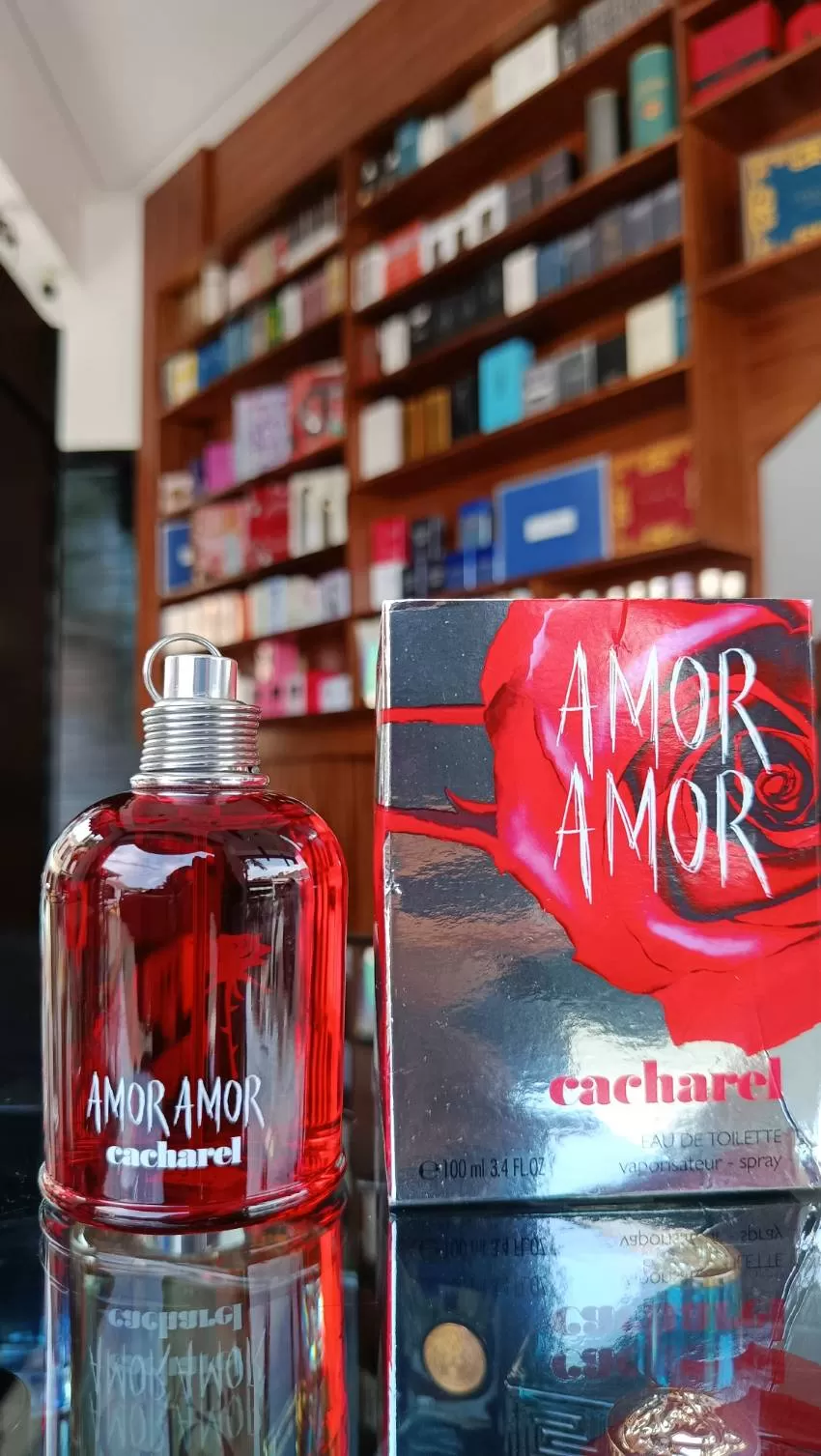 JOYERIA Y PERFUMERIA KARLA