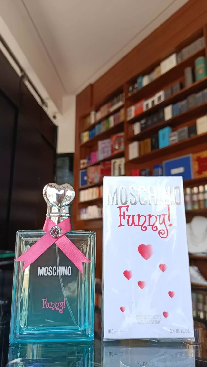 JOYERIA Y PERFUMERIA KARLA