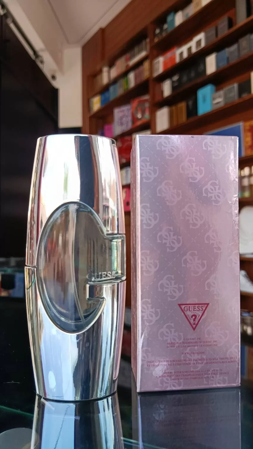 JOYERIA Y PERFUMERIA KARLA