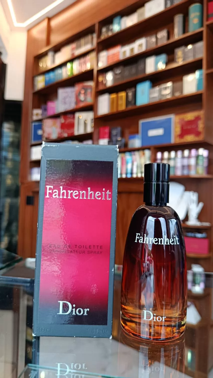 JOYERIA Y PERFUMERIA KARLA