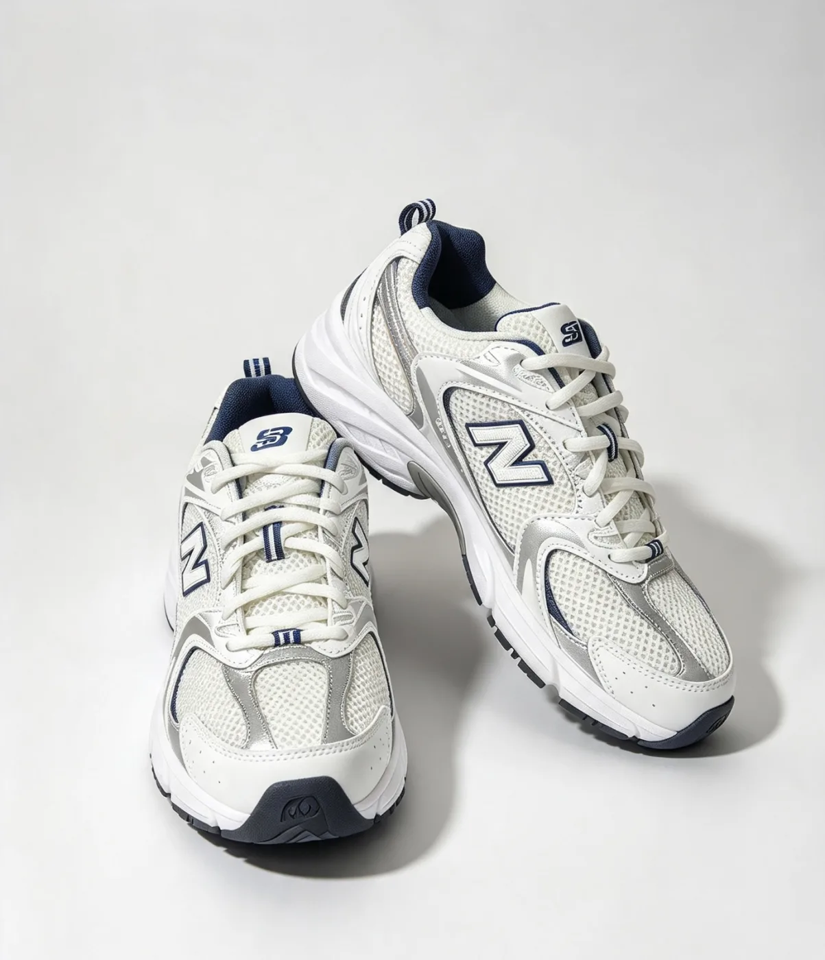 New Balance Color Blanco,Gris,Negro Talla 23.5Cm Sucursal San Felipe Gto