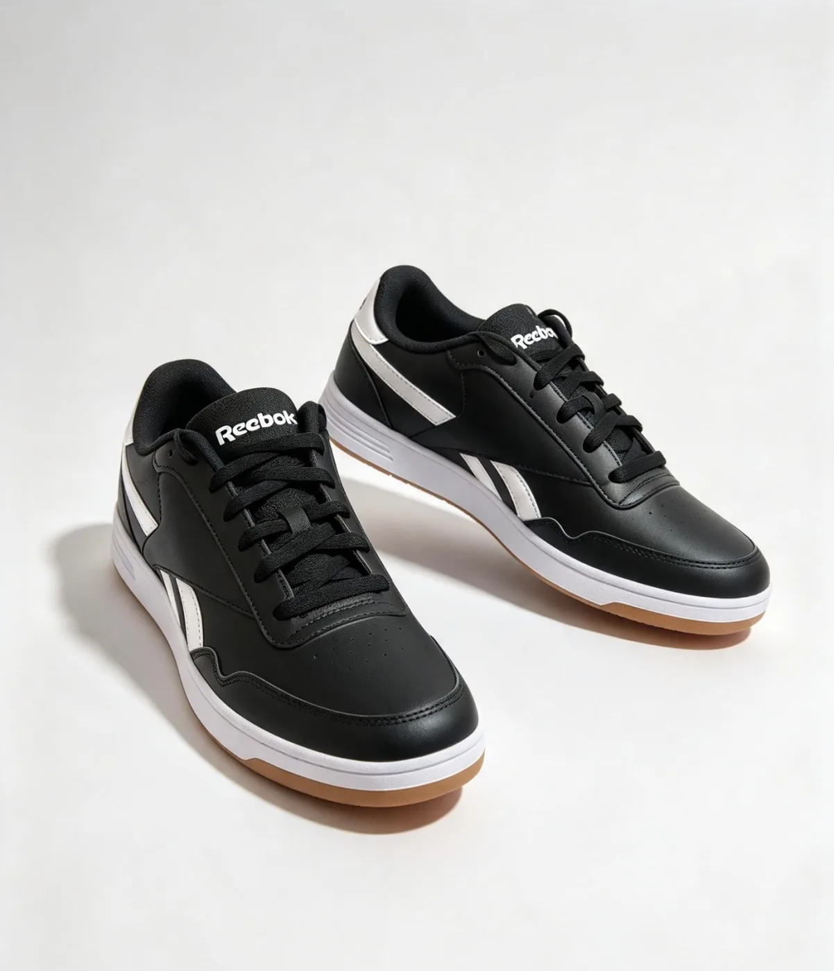 Reebok Color Negro/Blanco Talla 28.5Cm Sucursal San Felipe Gto