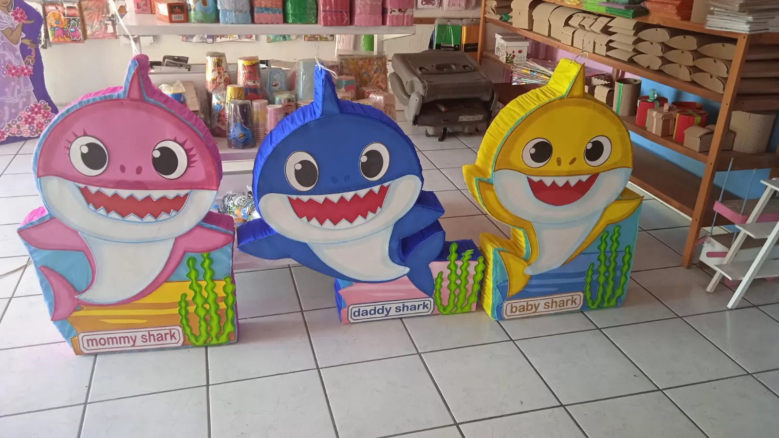 TIENDA DE PIÑATAS LUCESITA