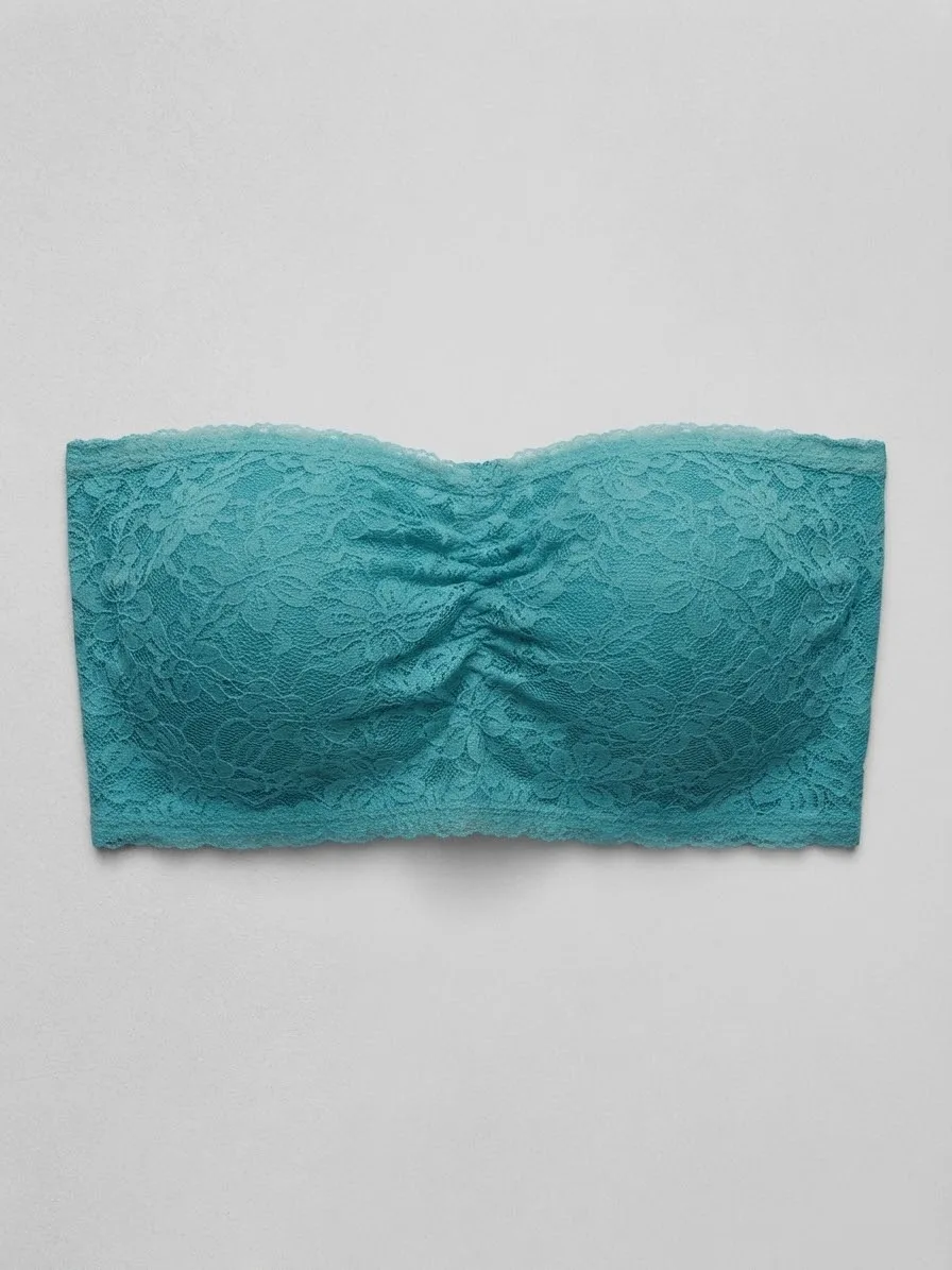 Top Strapless de Encaje Floral - Tono Verde Turquesa Forever 21
