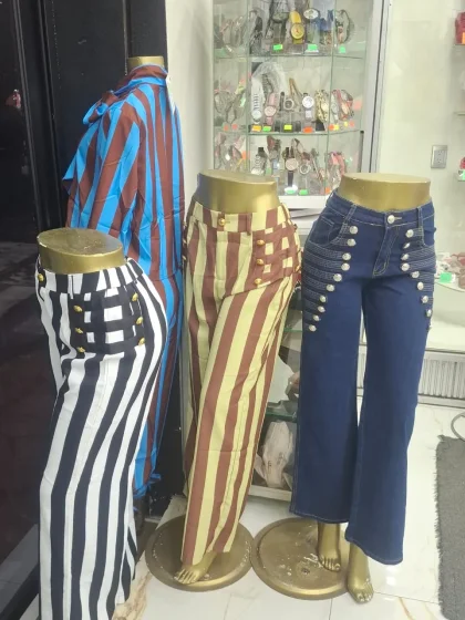 Foto de LA MALL FASHION en CASIMIRO CASTILLO