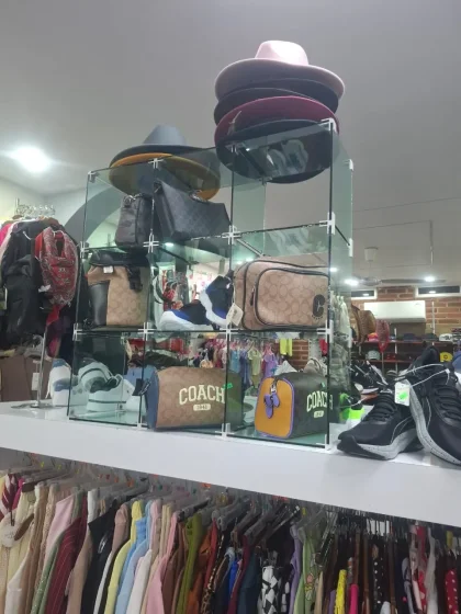 Foto de LA MALL FASHION en CASIMIRO CASTILLO