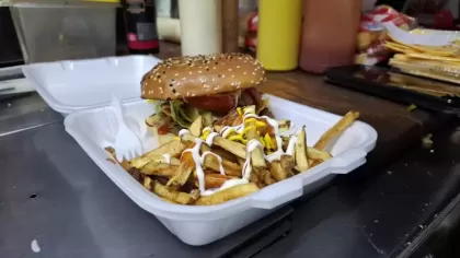HAMBURGUESAS LUPILLO - foto 2
