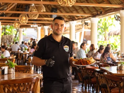 RESTAURANTE BAR LOS 3 PANCHOS