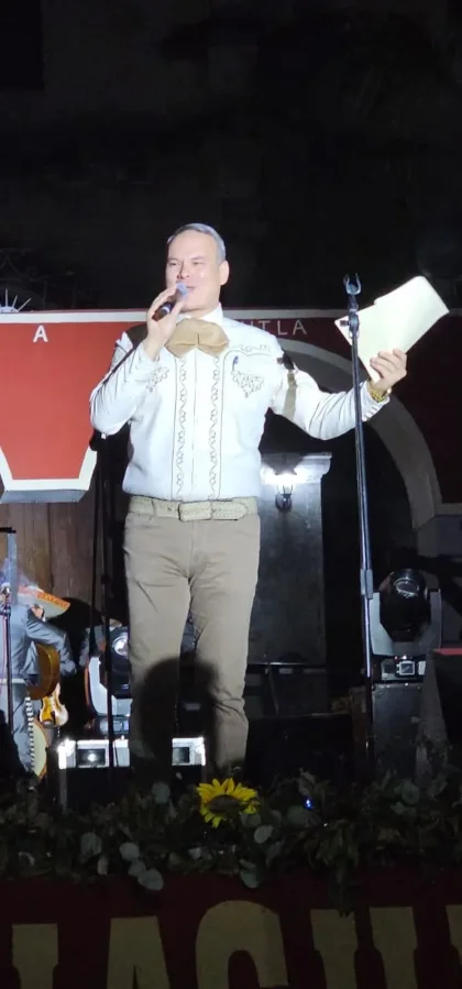 Conducción Festival del Mariachi — DENNIS VALDOVINES CONDUCTOR DE EVENTOS en AUTLAN DE NAVARRO