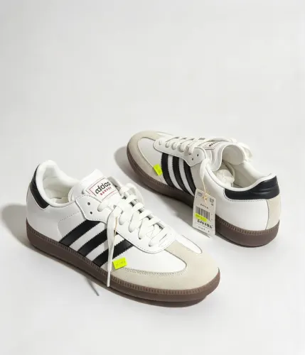 ADIDAS SAMBA COLOR BLANCO/NEGRO TALLA 91/2us SUCURSAL SAN FELIPE GTO
