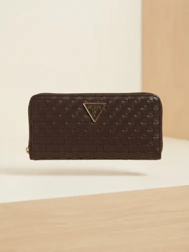 cartera larga con cremallera integral de la marca GUESS.