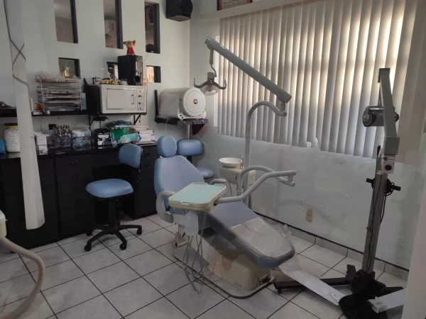 CLINICA DENTAL HERRERA