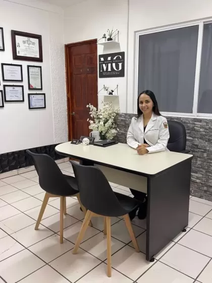  — DRA. MARTHA GONZALEZ en AUTLAN DE NAVARRO