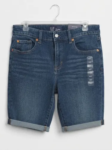 GAP SHORT DE MEZCLILLA TALLA 4