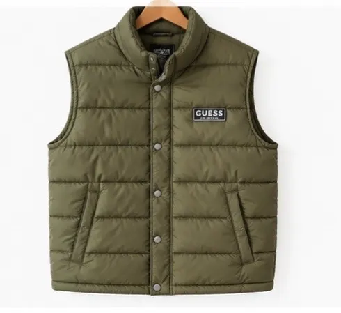GUESS Color verde oliva / caqui Talla XL