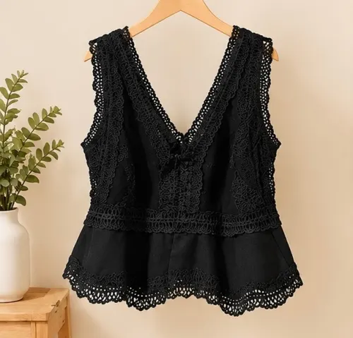 LULÚ WHITE Color Negra Talla S