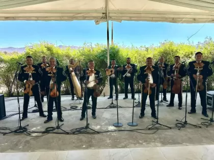 MARIACHI ROSALES OFICIAL DE CESAR - foto 3