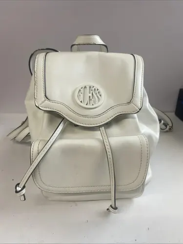 Michila Guess Blanca