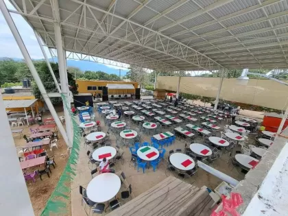  — MUEBLE PARA FIESTAS DON JULIÓN en EL GRULLO