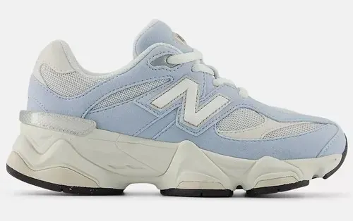 New Balance 9060 Azul claro
